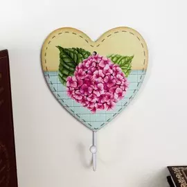 Крючок декоративный дерево