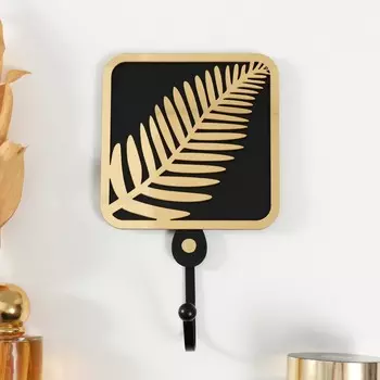 Настенный крючок декоративный