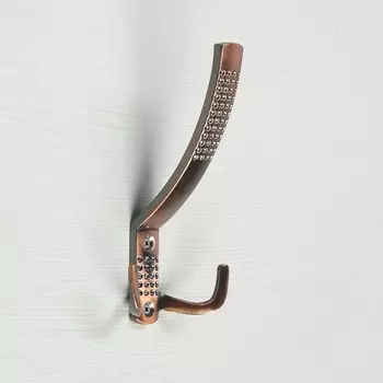 Крючок мебельный тундра tkt001, трехрожковый, медь