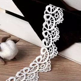 Кружево гипюровое, 35 мм, 14±1 м, цвет белый