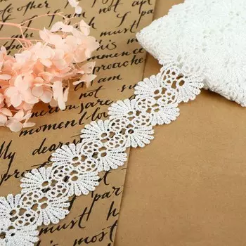 Кружево гипюровое, 40 мм 9 ± 0,5 м, цвет белый