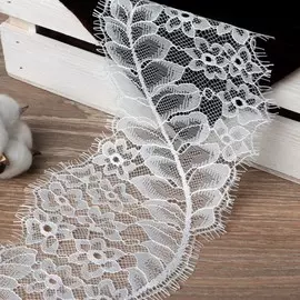 Кружево реснички, 110 мм × 9 ± 0,5 м, в бобине 3 шт по 3 м, цвет айвори