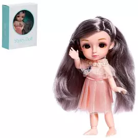 Кукла модная