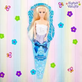 Кукла-модель в конусе