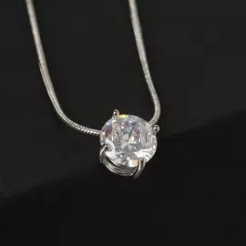 Кулон на цепочке