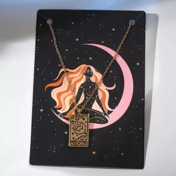 Кулон на цепочке