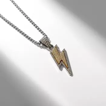 Кулон на цепочке