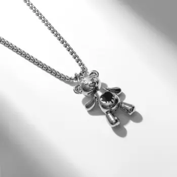 Кулон на цепочке