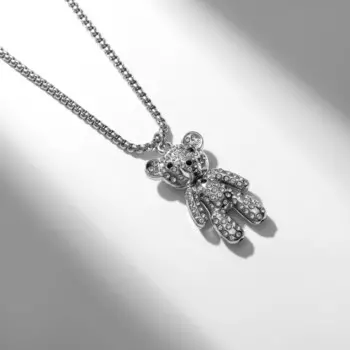 Кулон на цепочке