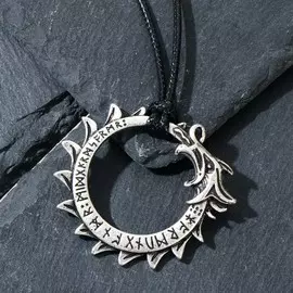 Кулон-амулет