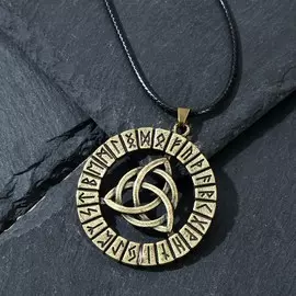 Кулон-амулет