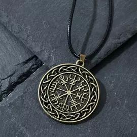 Кулон-амулет