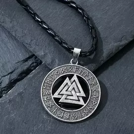 Кулон-амулет