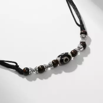 Кулон на шнурке