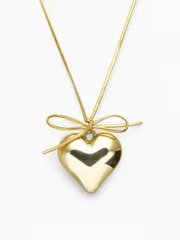 Кулон на шнурке