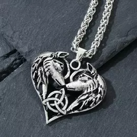 Кулон-оберег