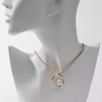 Кулон с жемчугом