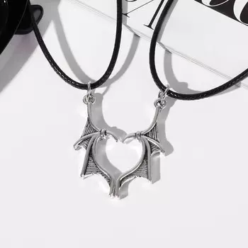 Кулоны парные на шнурке