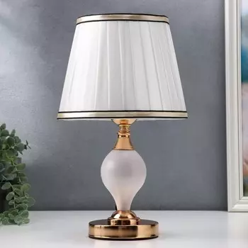 Лампа настольная