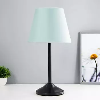 Лампа настольная