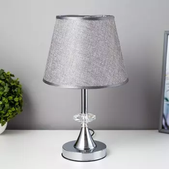 Лампа настольная