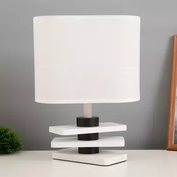 Лампа настольная