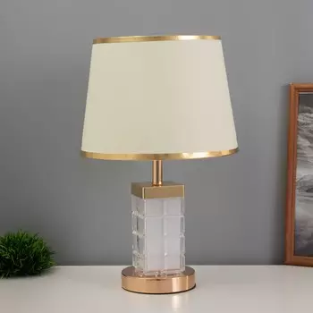 Лампа настольная