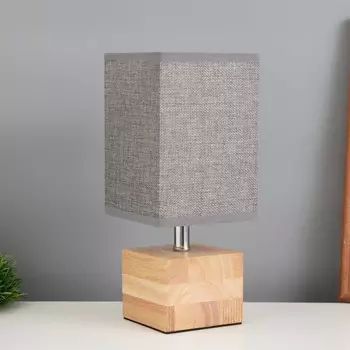 Лампа настольная