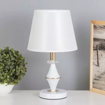 Лампа настольная