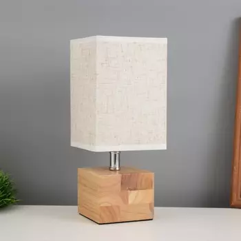 Лампа настольная