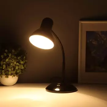 Лампа настольная