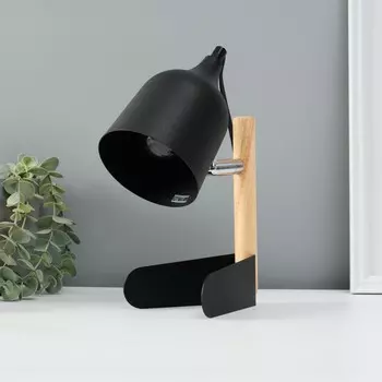 Лампа настольная