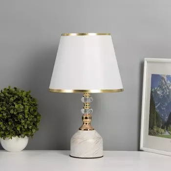 Лампа настольная