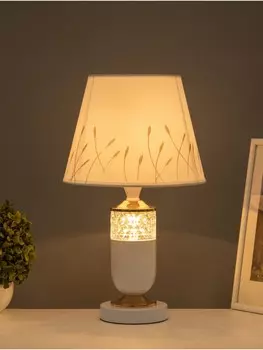 Лампа настольная