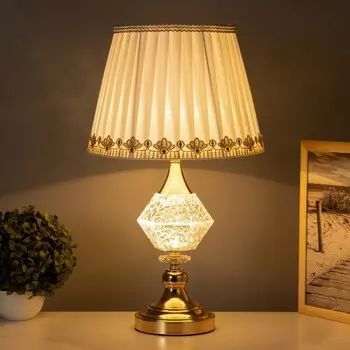 Лампа настольная