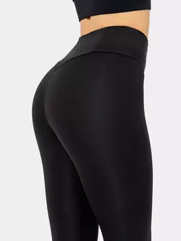Легинсы женские в черном цвете