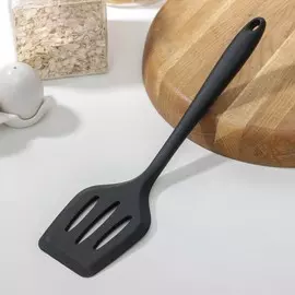 Лопатка с прорезями magistro black, 3,5833 см, нейлон