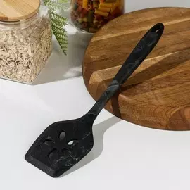 Лопатка с прорезями доляна