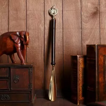 Ложка для обуви