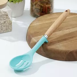 Ложка кулинарная с прорезями доляна