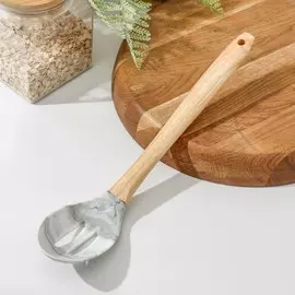 Ложка с прорезями доляна