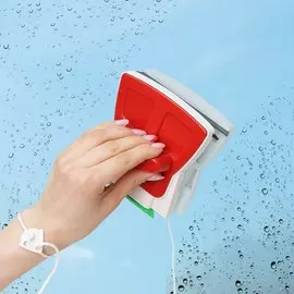 Магнитная щетка для мытья окон с двух сторон доляна, прямоугольная, с водосгоном и скребком, на стекло 18-30 мм