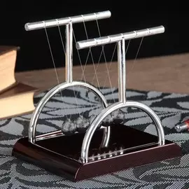 Маятник настольный антистресс