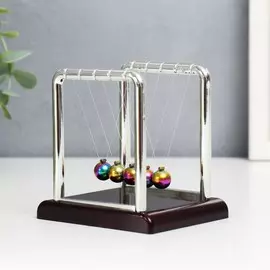 Маятник настольный антистресс