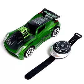 Машинка на пульте управления