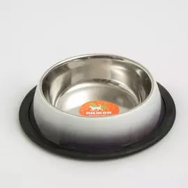 Миска с нескользящим основанием