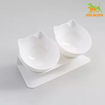 Миски пластиковые на белой подставке 27.51415 см белые