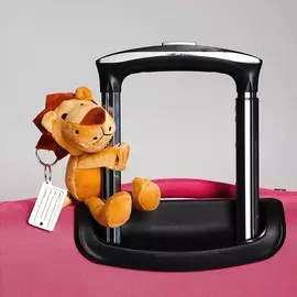 Мягкая игрушка на чемодан