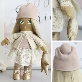 Мягкая кукла