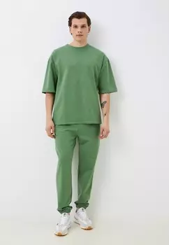 Мужской костюм